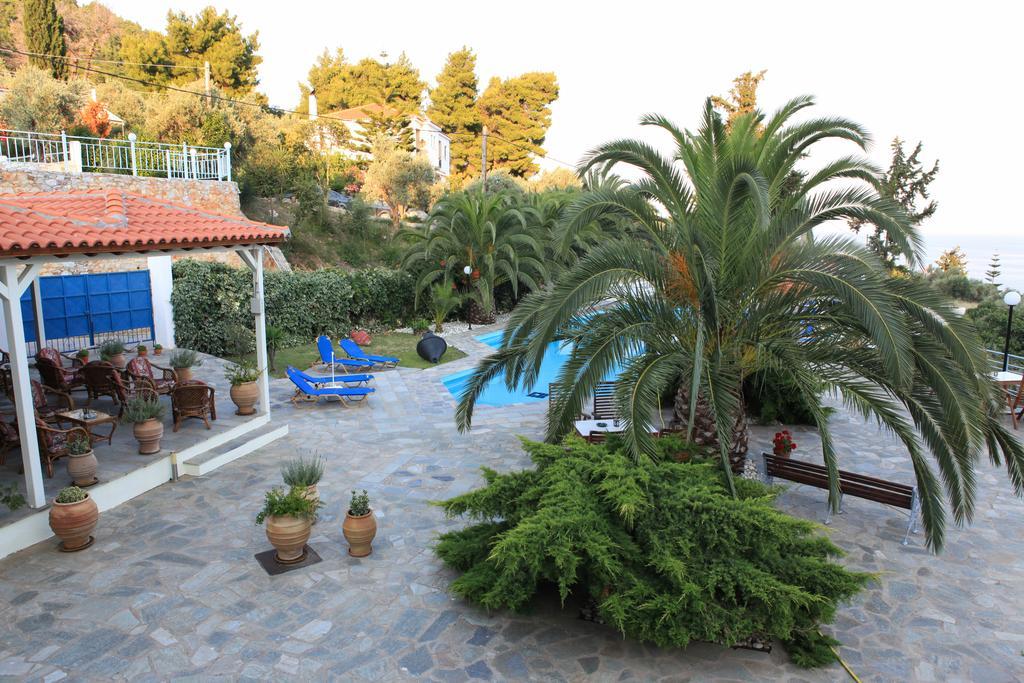 Stafylos Suites & Boutique Hotel Bagian luar foto