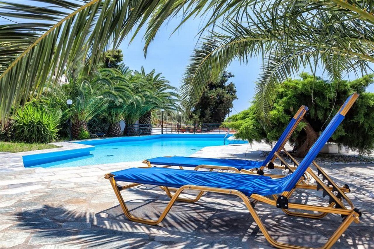 Stafylos Suites & Boutique Hotel Bagian luar foto