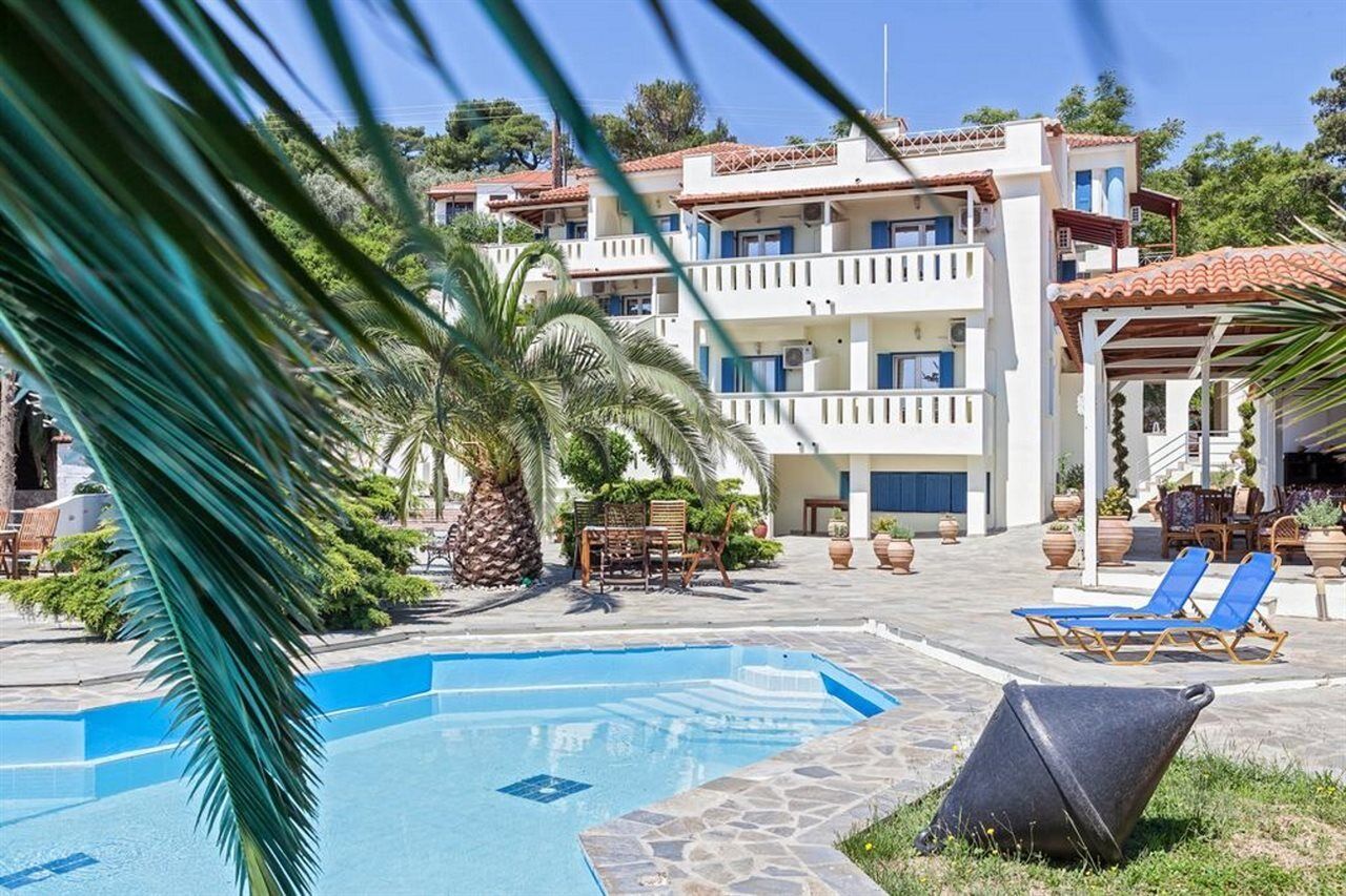 Stafylos Suites & Boutique Hotel Bagian luar foto