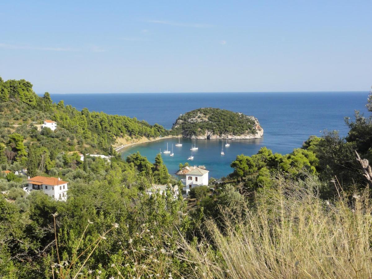 Stafylos Suites & Boutique Hotel Bagian luar foto